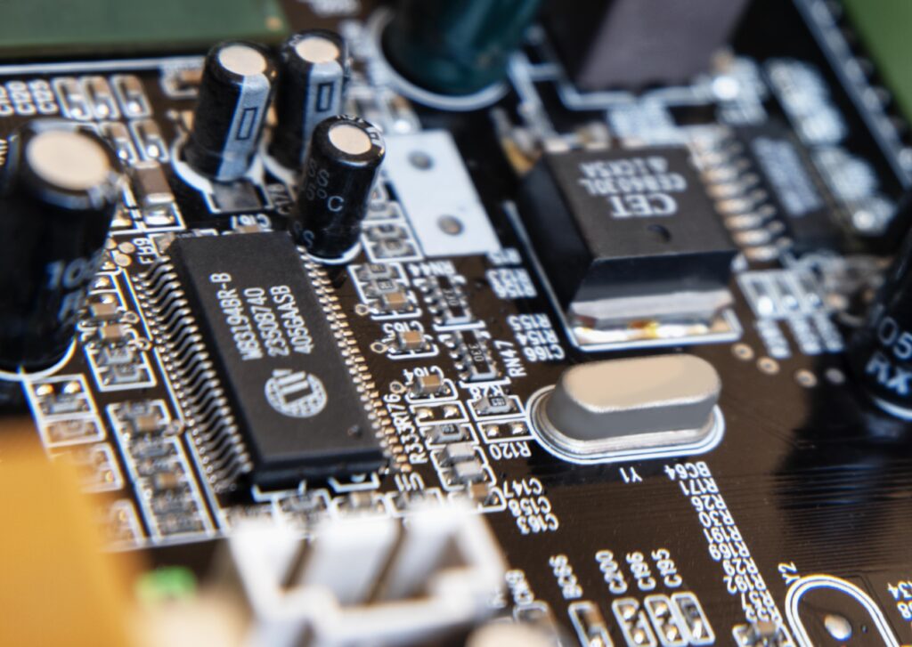 High Density PCB Components - 1024x727