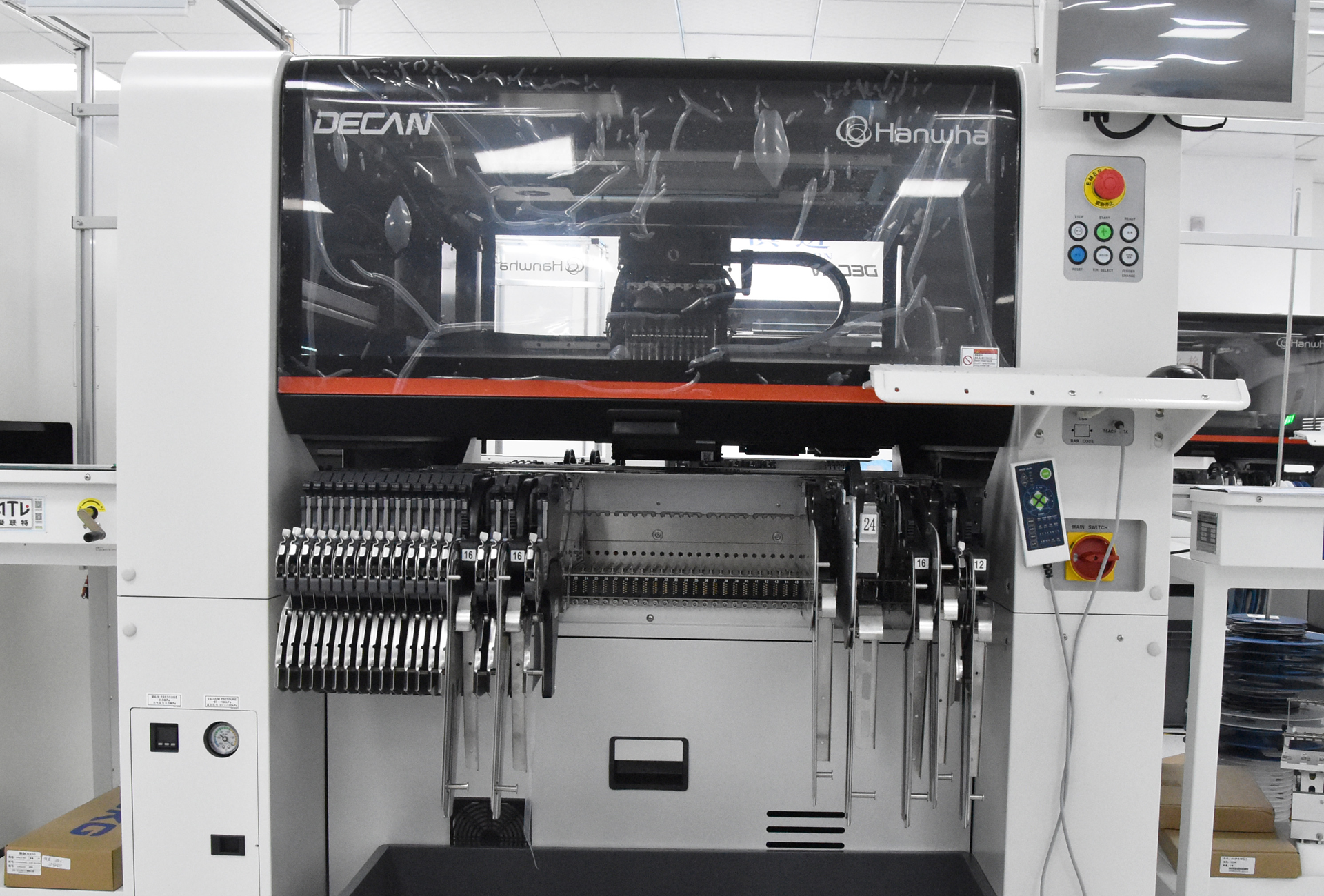 Samsung & Yamaha High-Speed SMT Machines